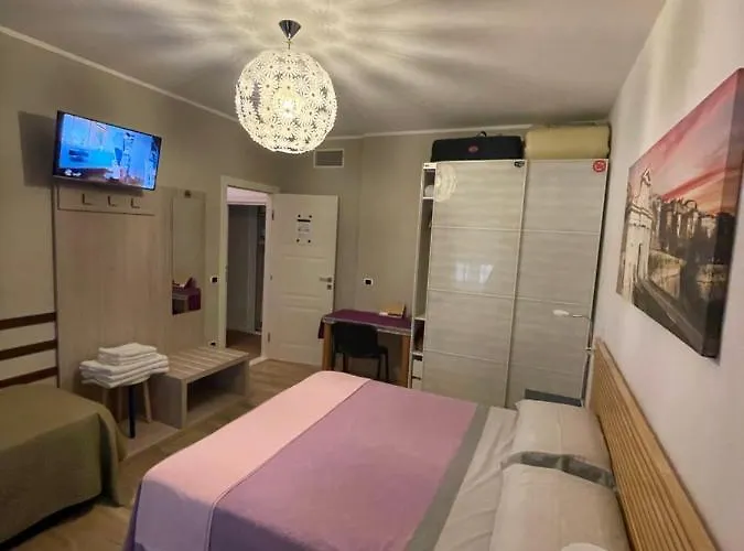 Smart-house Rent-rooms Free Parking B&B 베르가모