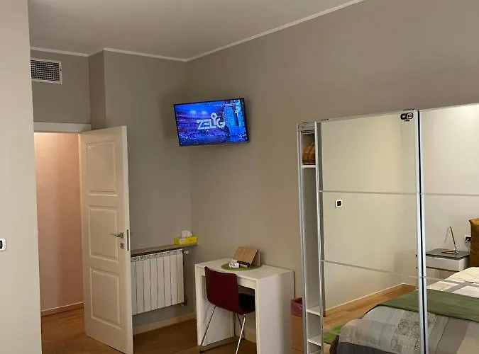 Smart-house Rent-rooms Free Parking B&B