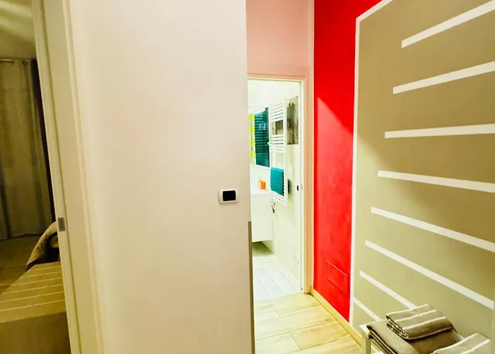 Smart-house Rent-rooms Free Parking B&B 3*