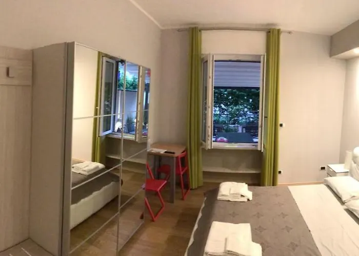 Smart-house Rent-rooms Free Parking B&B 3*