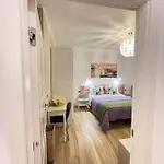 Smart-house-central-rent-rooms-free-parking Bergamo
