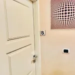 Smart-house-central-rent-rooms-free-parking 4*