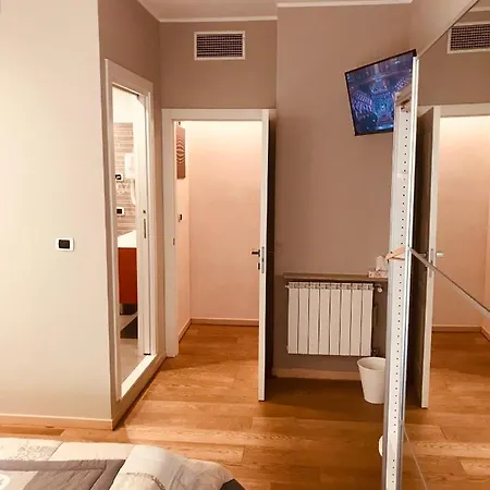 Smart-house Rent-rooms Free Parking 3*