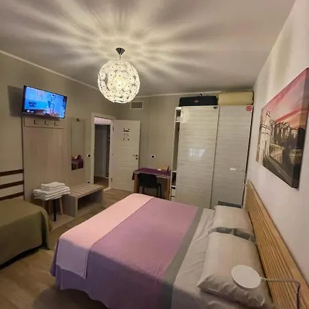 Smart-house-central-rent-rooms Bed & Breakfast Bergamo