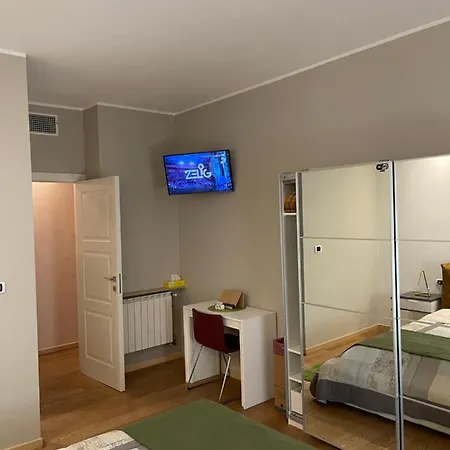 Smart-house-central-rent-rooms-with-air-conditioning Free Parking Oda ve Kahvaltı