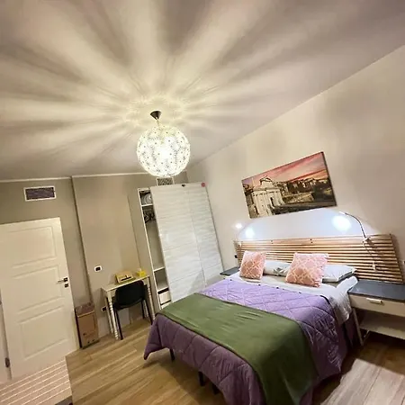 Smart-house-central-rent-rooms Bed & Breakfast Bergamo