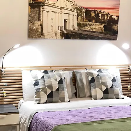 Bed & Breakfast Smart-house-central-rent-rooms 4*