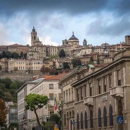 Bed & Breakfast Smart-house Rent-rooms Free Parking 3*