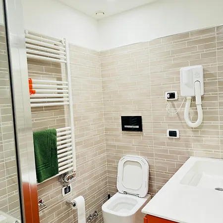 Smart-house-central-rent-rooms-free-parking Bergamo
