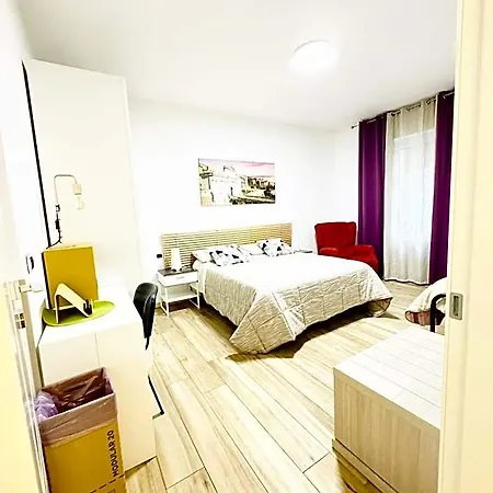 Bed & Breakfast Smart-house-central-rent-rooms-with-air-conditioning Free Parking